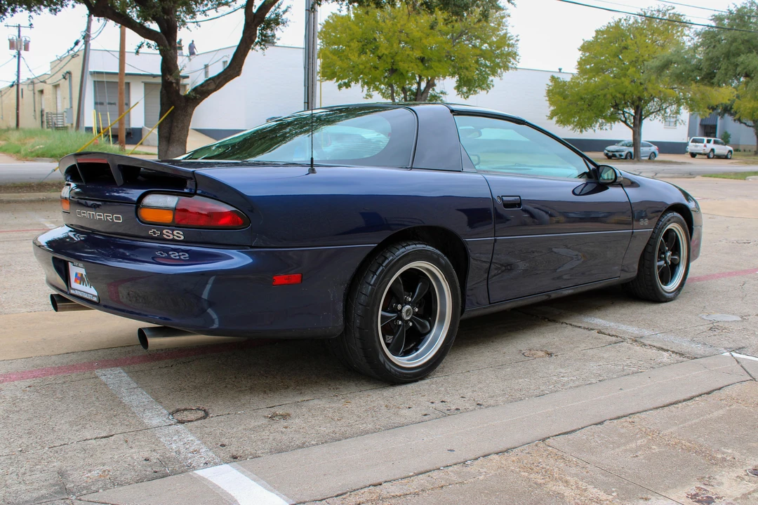 2001 Chevrolet Camaro SS 4th Gen - Image 17 of 31