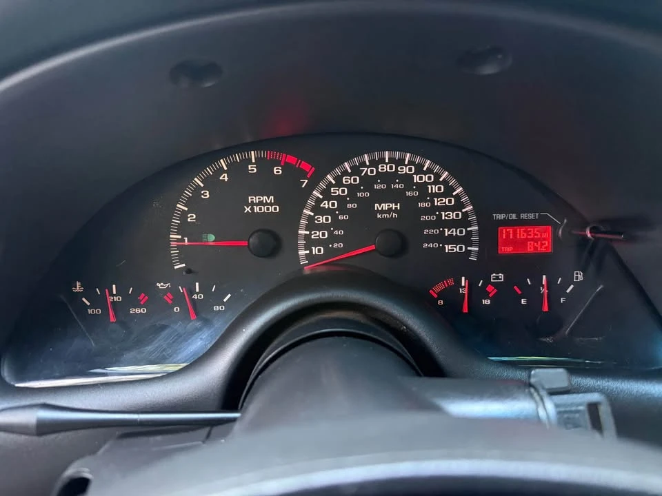 2001 Chevrolet Camaro SS 4th Gen - Image 8 of 18