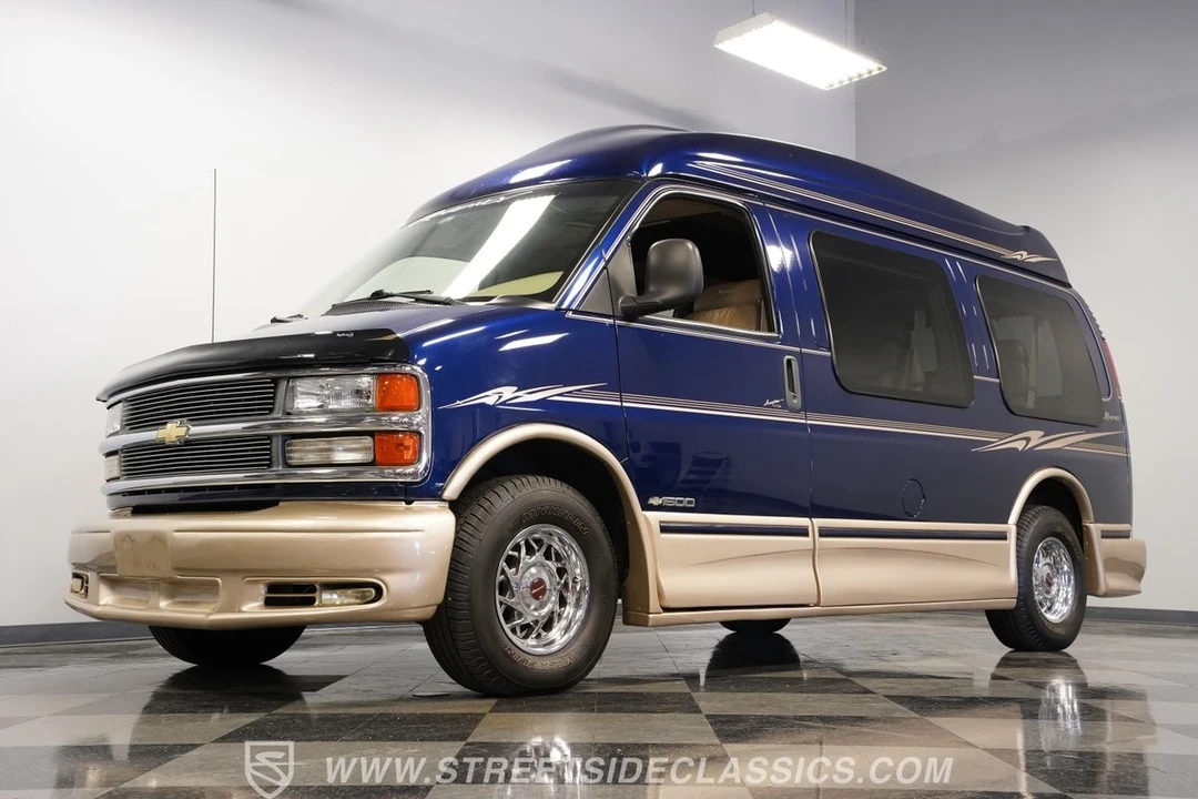 2001 Chevrolet Express - Image 21 of 21