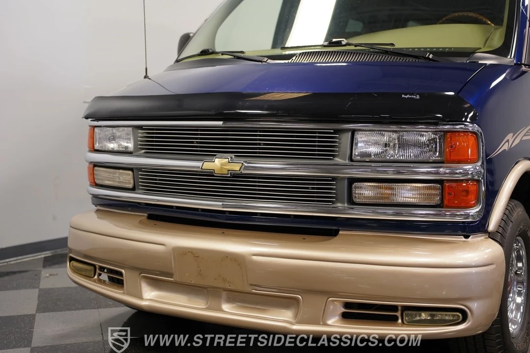 2001 Chevrolet Express - Image 20 of 21