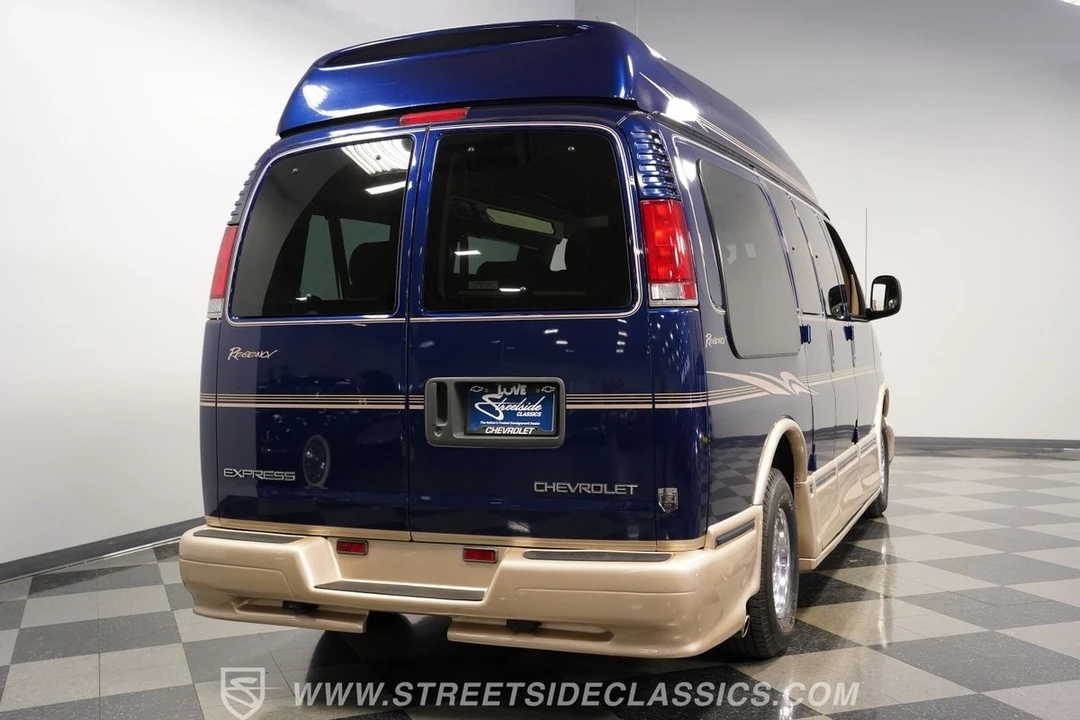 2001 Chevrolet Express - Image 12 of 21