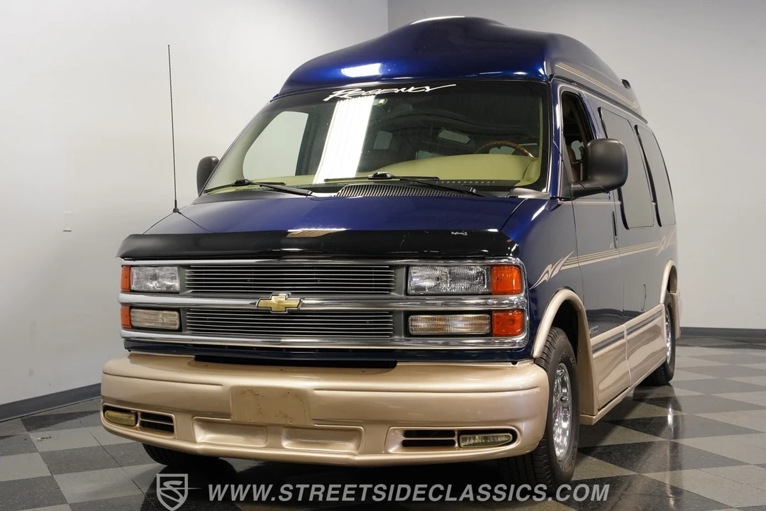 2001 Chevrolet Express - Image 19 of 21