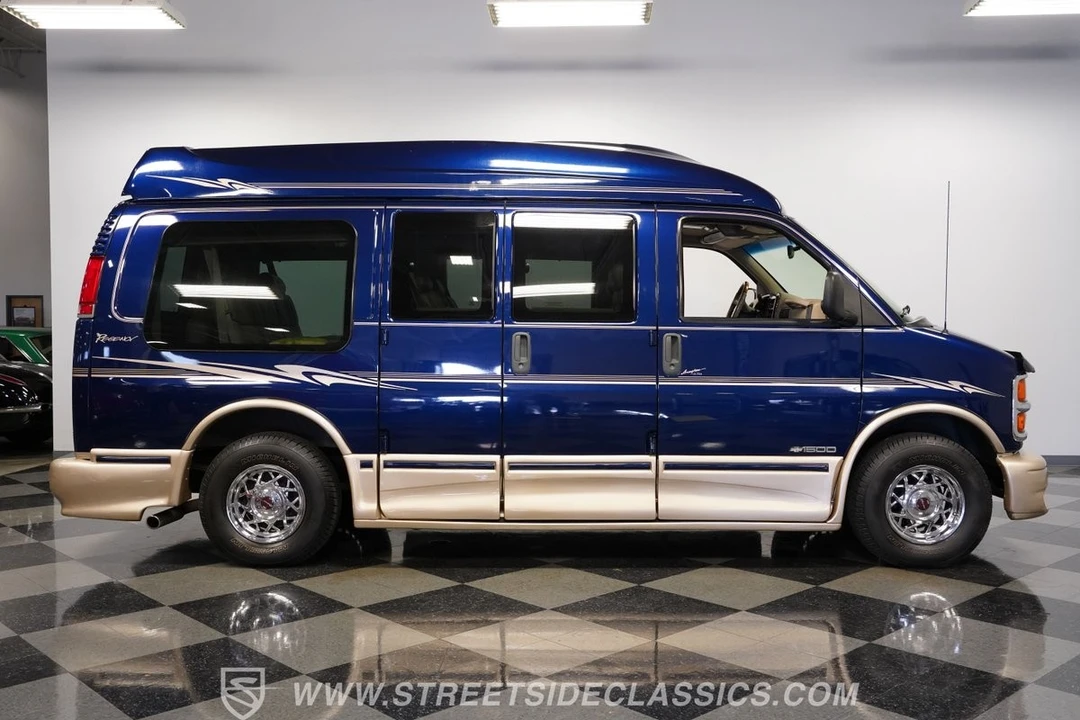 2001 Chevrolet Express - Image 14 of 21