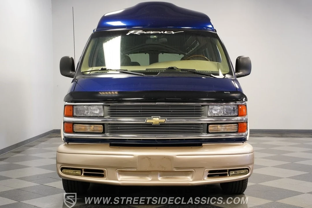 2001 Chevrolet Express - Image 18 of 21