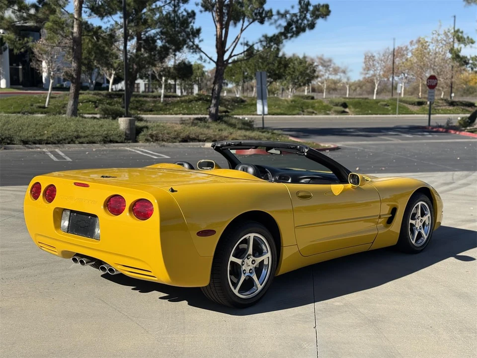 2001 Chevrolet Corvette C5 - Image 2 of 12
