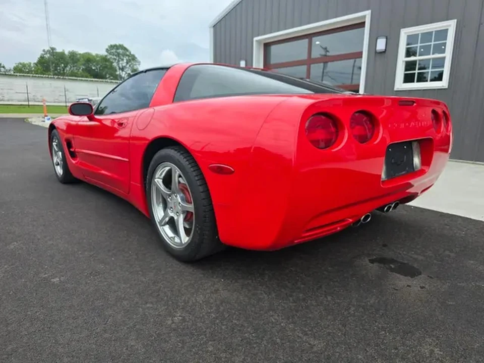 2001 Chevrolet Corvette C5 - Image 5 of 20