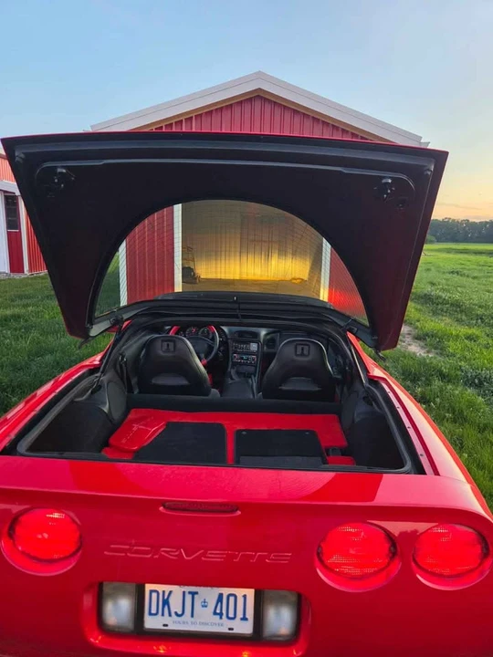 2001 Chevrolet Corvette C5 - Image 4 of 9
