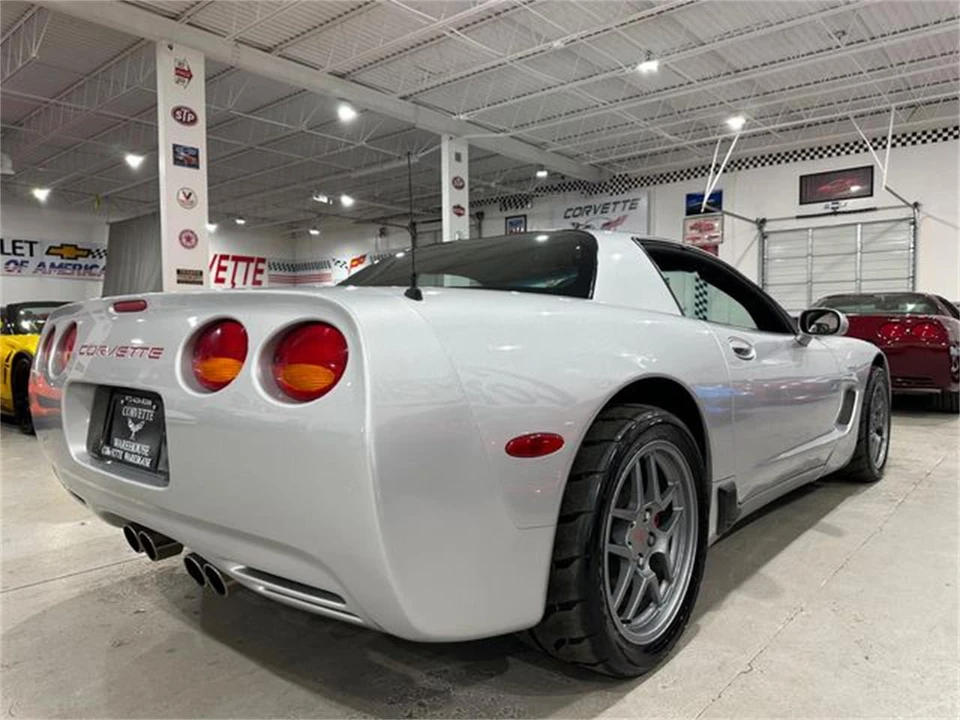 2001 Chevrolet Corvette C5 - Image 3 of 30