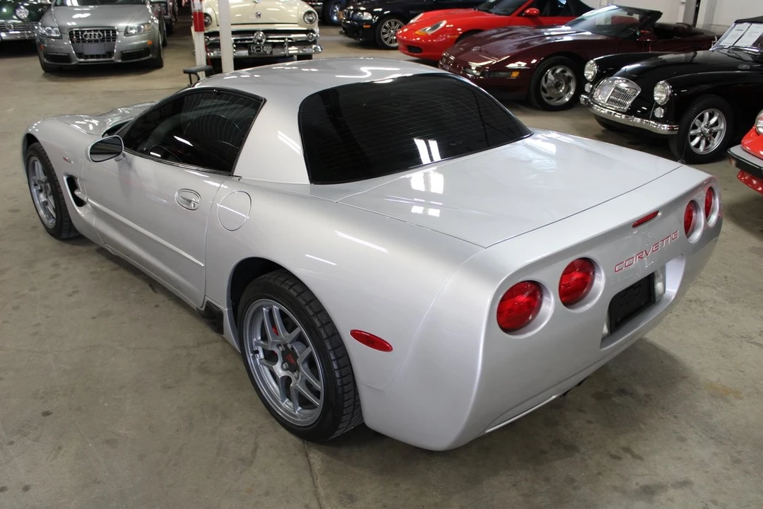 2001 Chevrolet Corvette C5 - Image 17 of 31