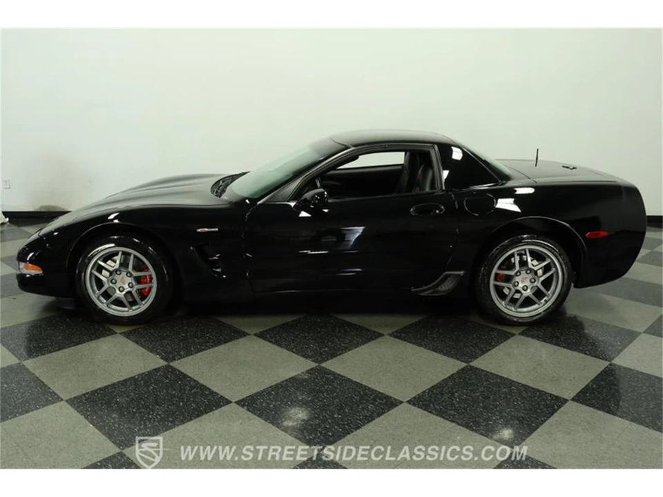 2001 Chevrolet Corvette C5 - Image 2 of 31