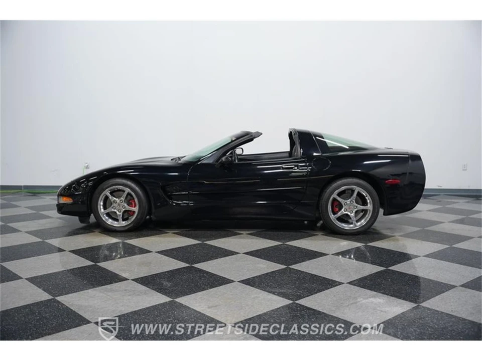 2001 Chevrolet Corvette C5 - Image 5 of 31