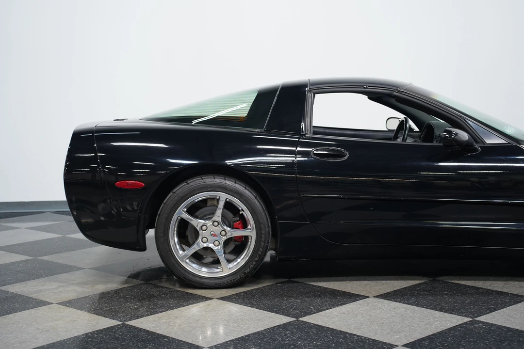 2001 Chevrolet Corvette C5 - Image 28 of 31