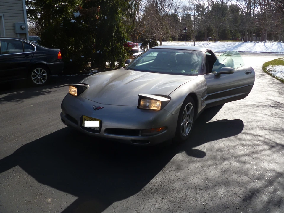 2001 Chevrolet Corvette C5 - Image 2 of 17