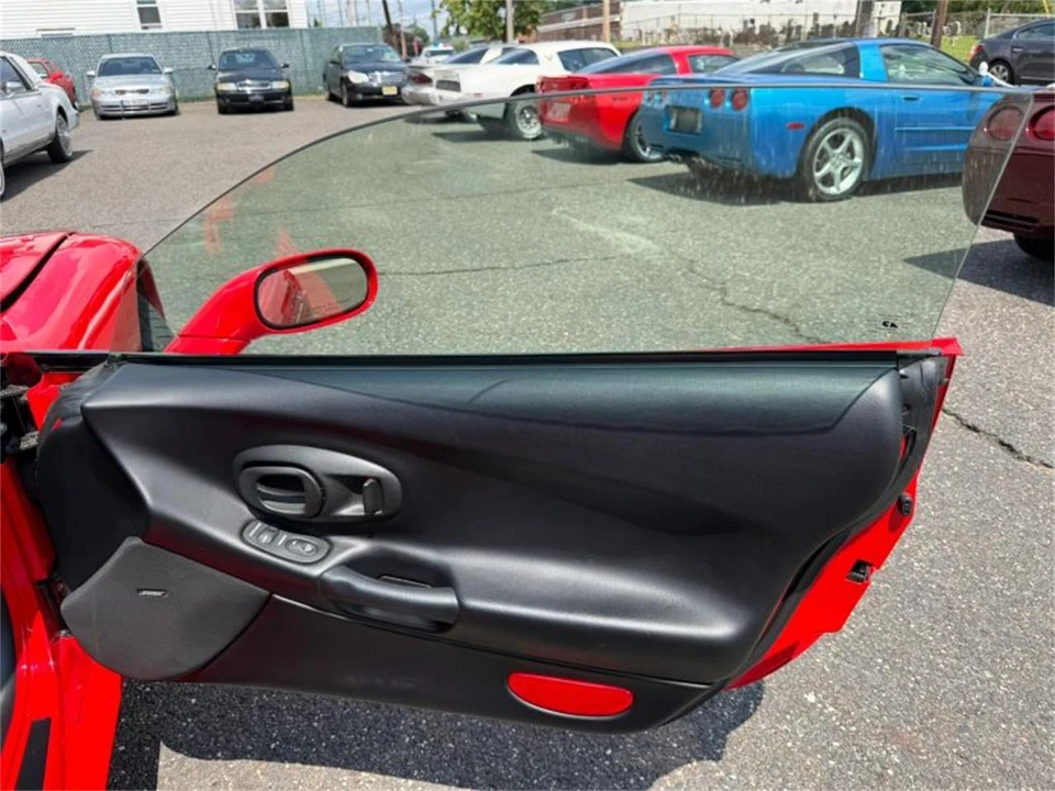 2001 Chevrolet Corvette C5 - Image 25 of 31