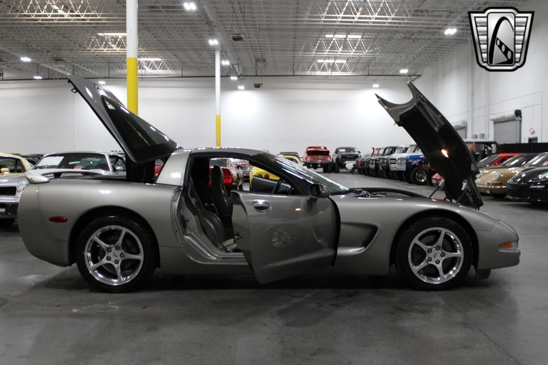 2001 Chevrolet Corvette C5 - Image 11 of 12