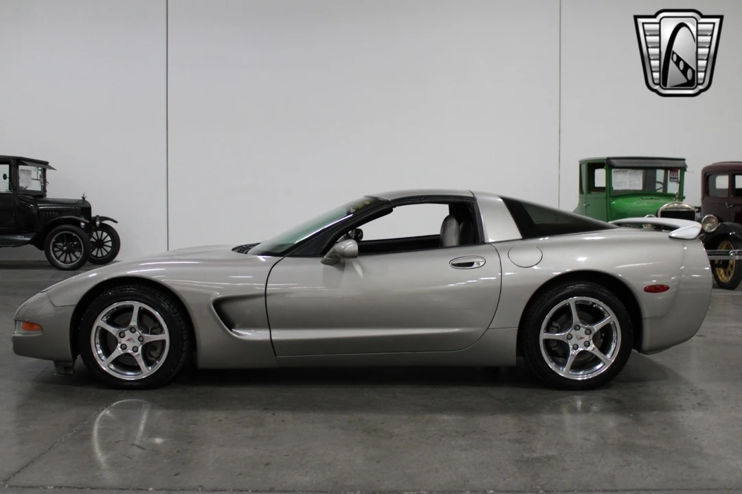 2001 Chevrolet Corvette C5 - Image 4 of 12