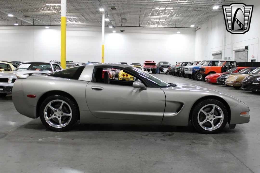 2001 Chevrolet Corvette C5 - Image 7 of 12