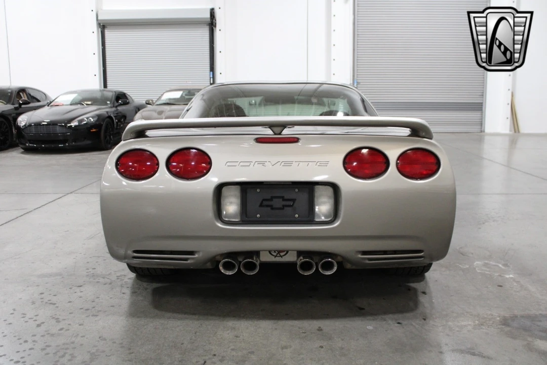 2001 Chevrolet Corvette C5 - Image 5 of 12