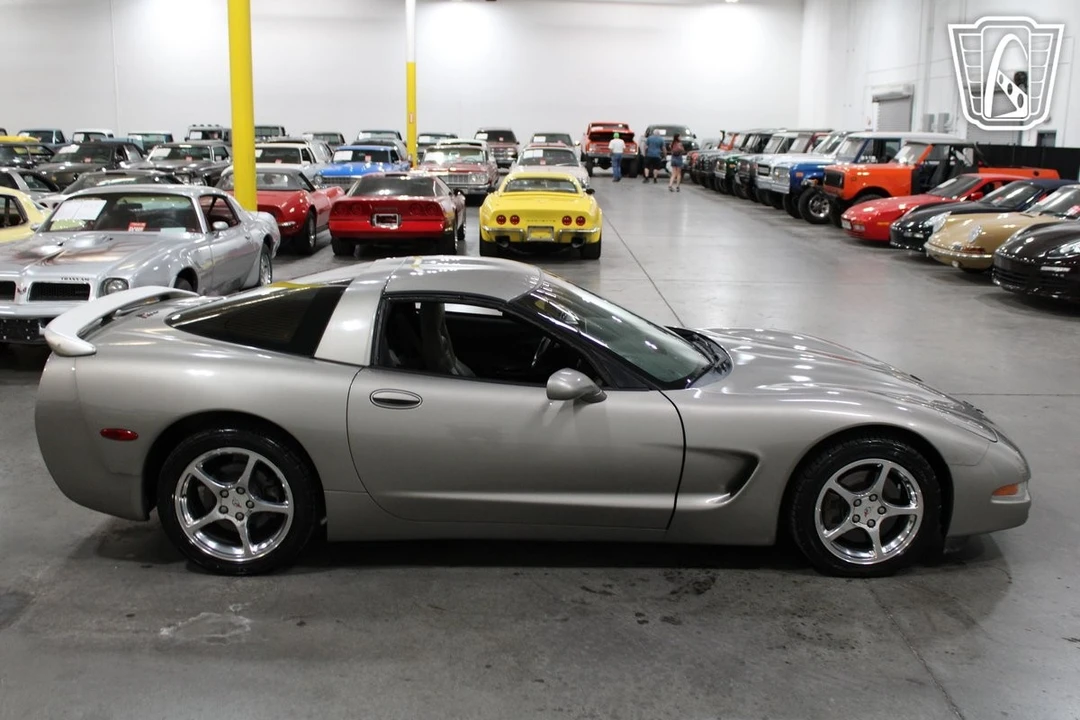 2001 Chevrolet Corvette C5 - Image 10 of 12
