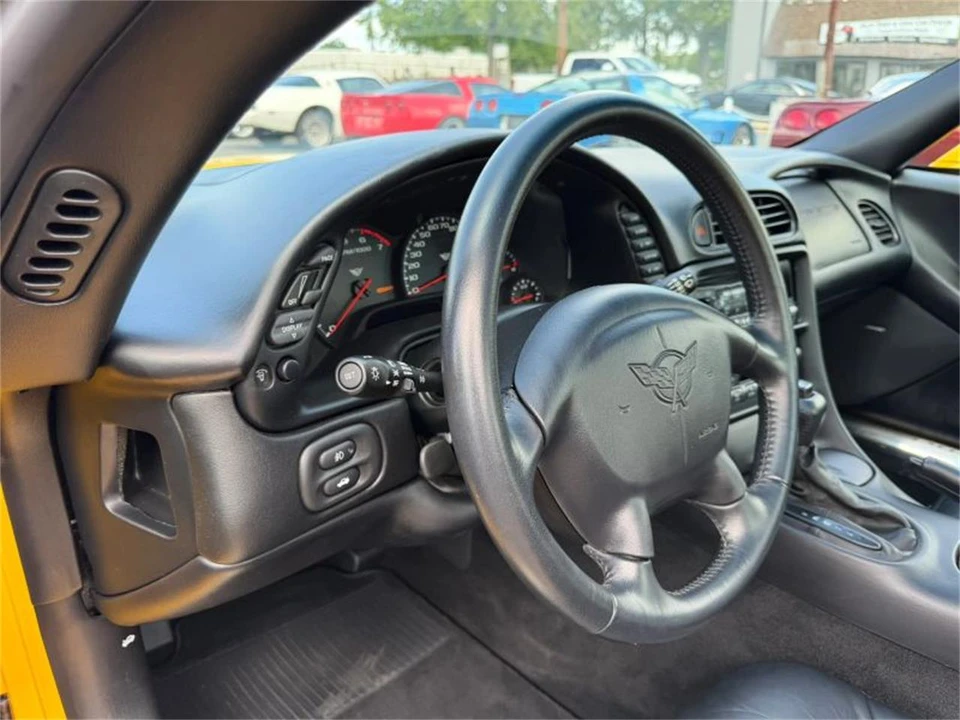 2001 Chevrolet Corvette C5 - Image 25 of 31