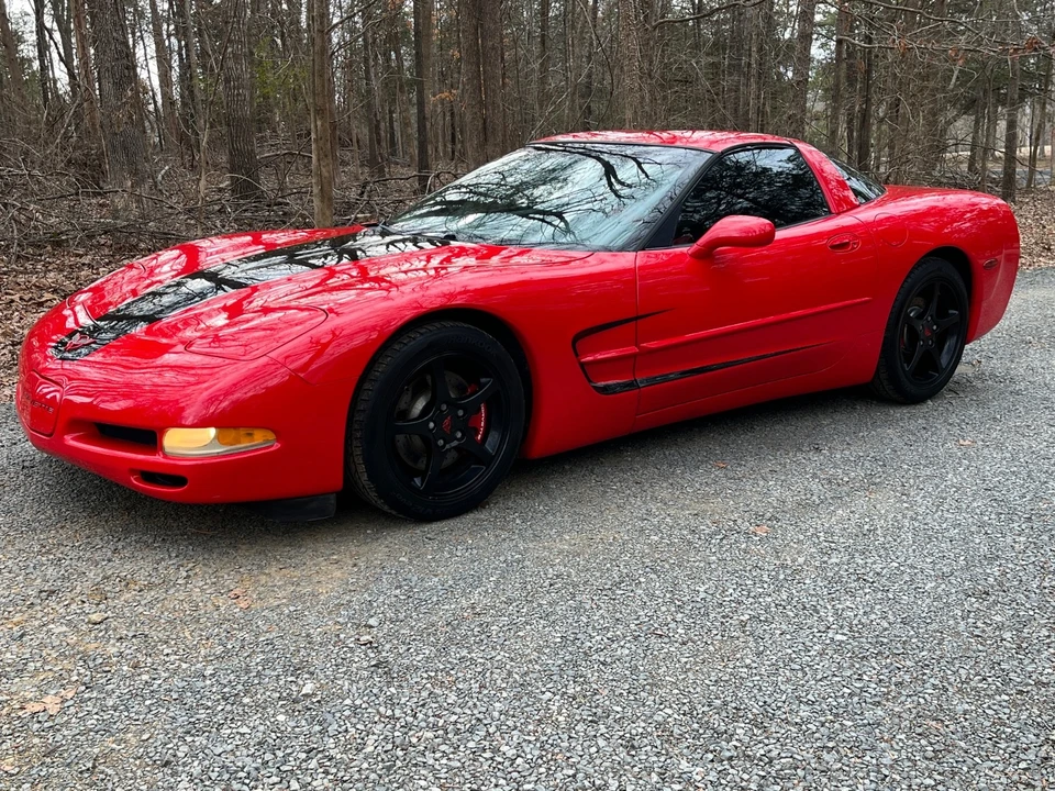 2001 Chevrolet Corvette C5 - Image 2 of 16