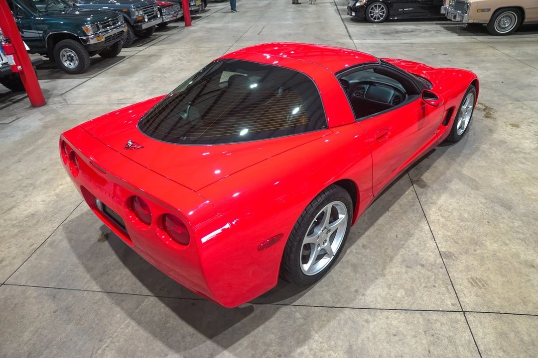 2001 Chevrolet Corvette C5 - Image 17 of 31