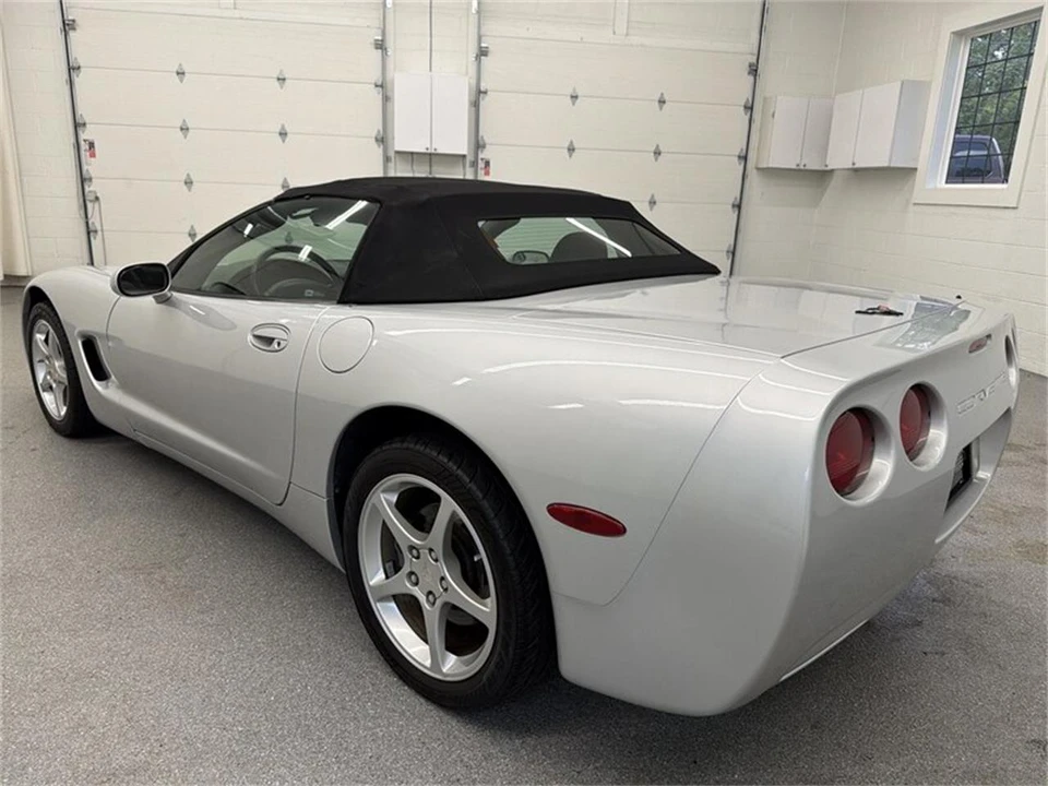 2001 Chevrolet Corvette C5 - Image 15 of 22