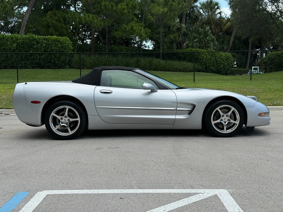2001 Chevrolet Corvette C5 - Image 18 of 31