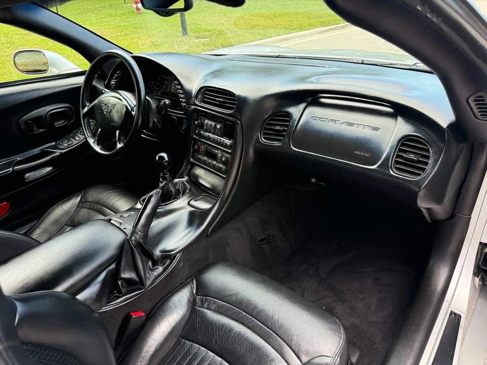 2001 Chevrolet Corvette C5 - Image 24 of 31