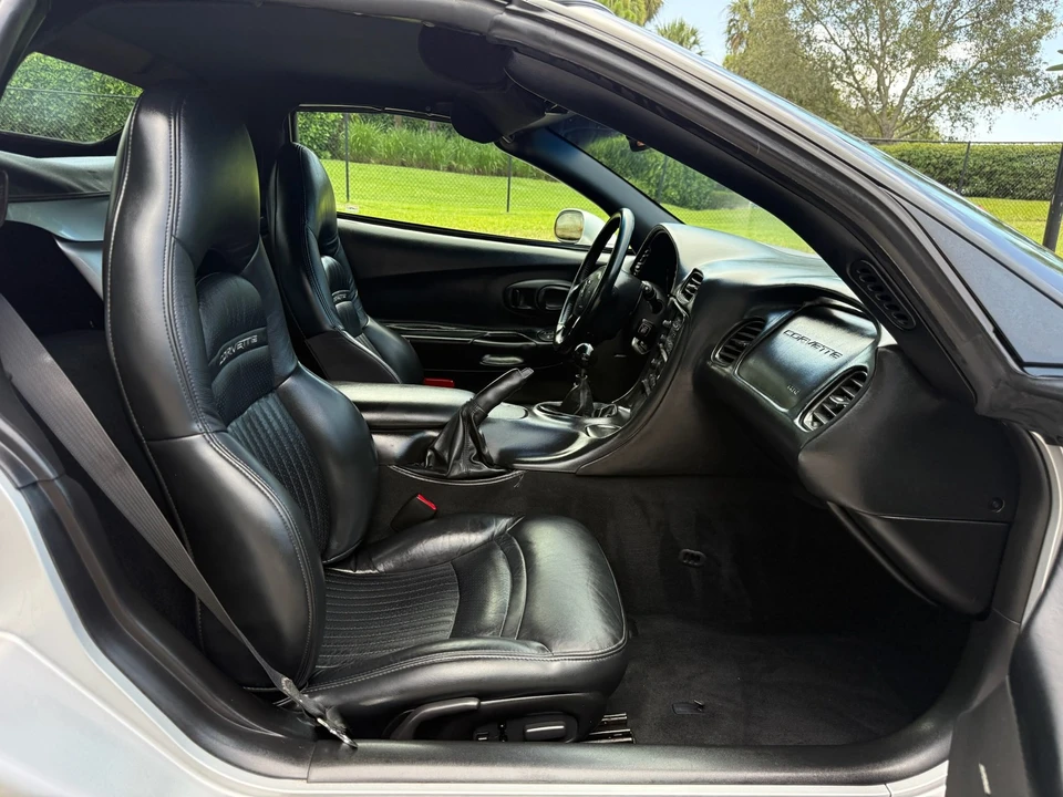 2001 Chevrolet Corvette C5 - Image 23 of 31
