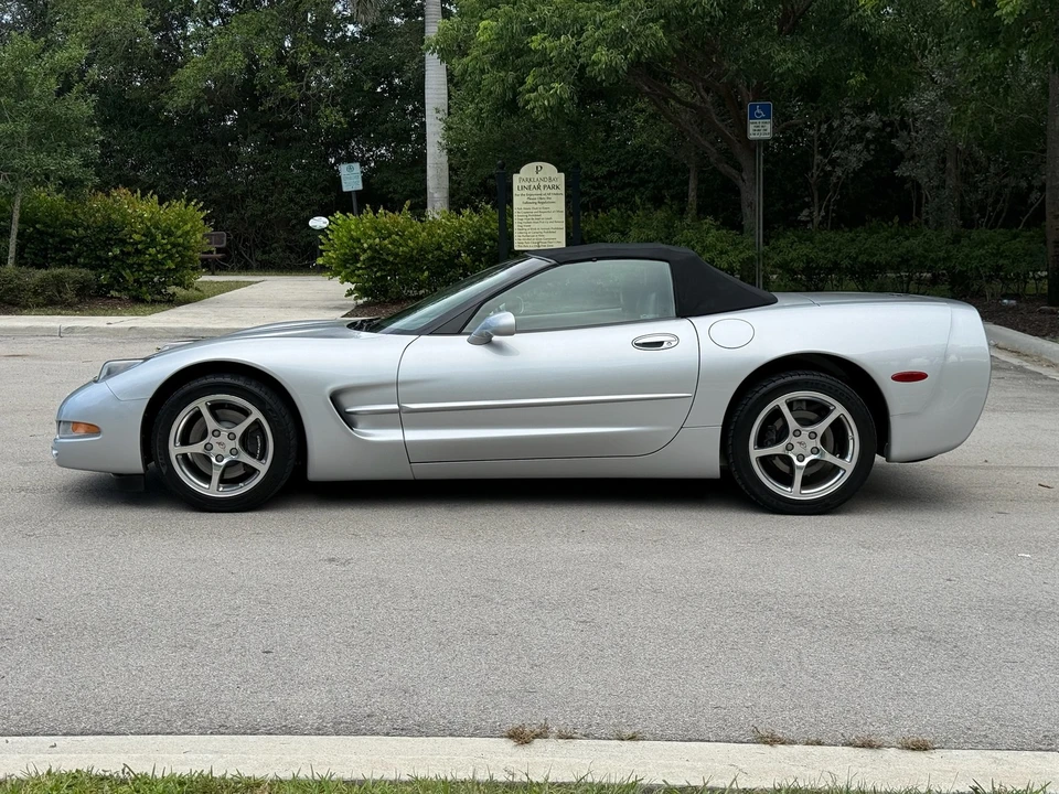 2001 Chevrolet Corvette C5 - Image 14 of 31