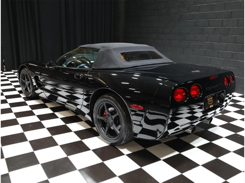 2001 Chevrolet Corvette C5 - Image 8 of 31