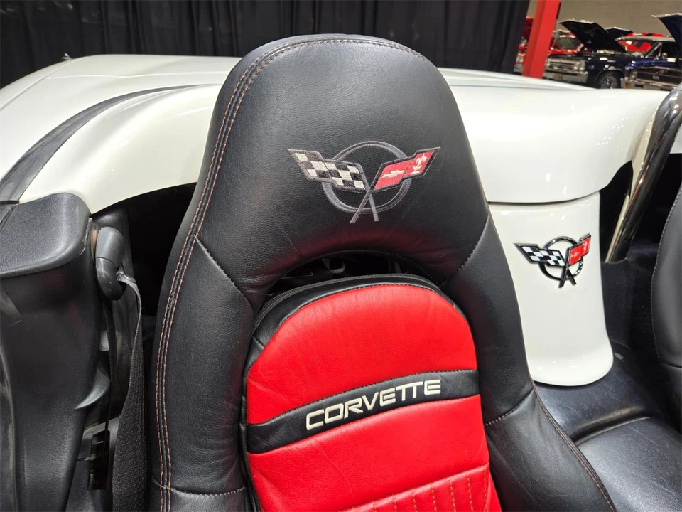 2001 Chevrolet Corvette C5 - Image 17 of 31