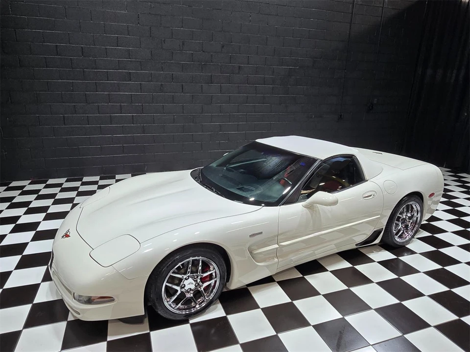 2001 Chevrolet Corvette C5 - Image 5 of 31