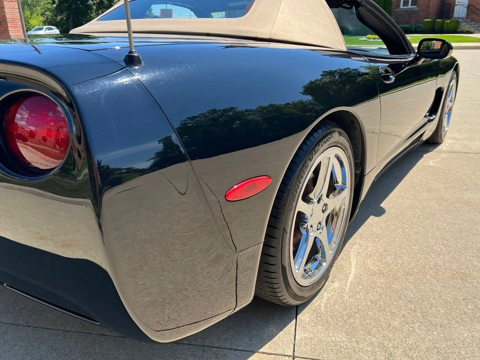 2001 Chevrolet Corvette C5 - Image 28 of 31