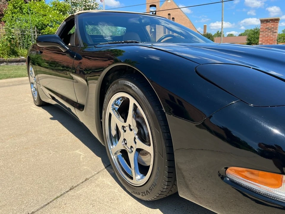 2001 Chevrolet Corvette C5 - Image 27 of 31