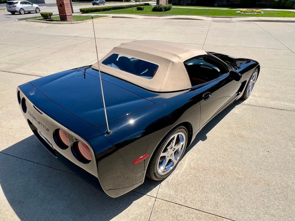 2001 Chevrolet Corvette C5 - Image 11 of 31