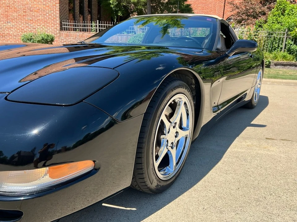 2001 Chevrolet Corvette C5 - Image 25 of 31