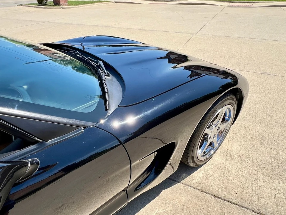 2001 Chevrolet Corvette C5 - Image 16 of 31