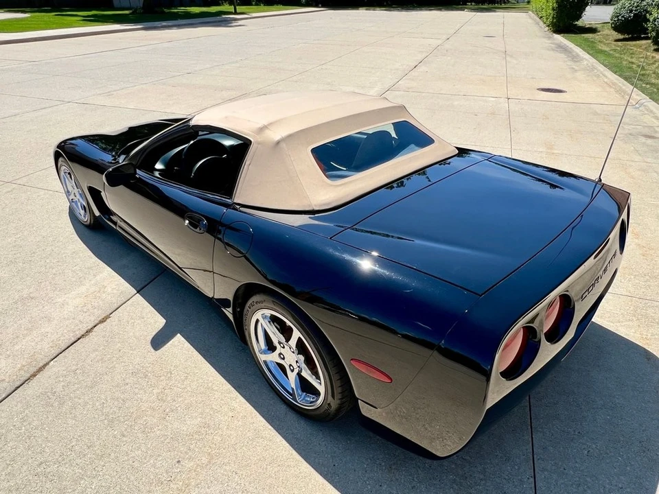 2001 Chevrolet Corvette C5 - Image 12 of 21