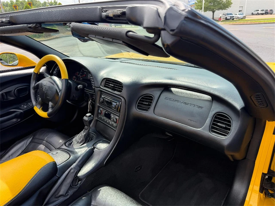 2001 Chevrolet Corvette C5 - Image 28 of 31