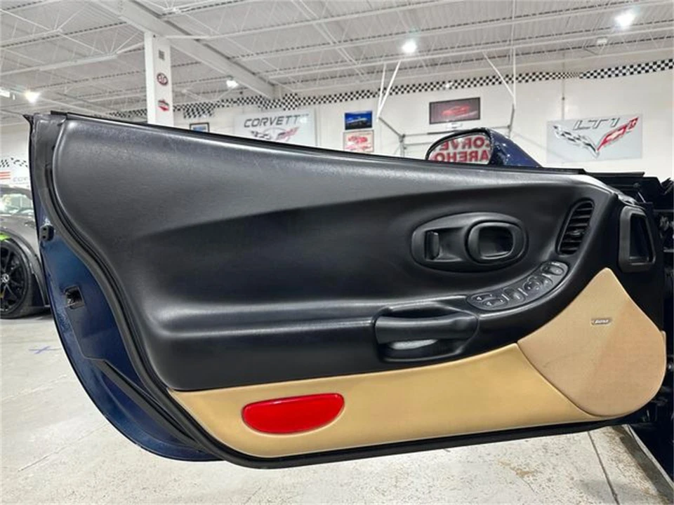 2001 Chevrolet Corvette C5 - Image 13 of 27