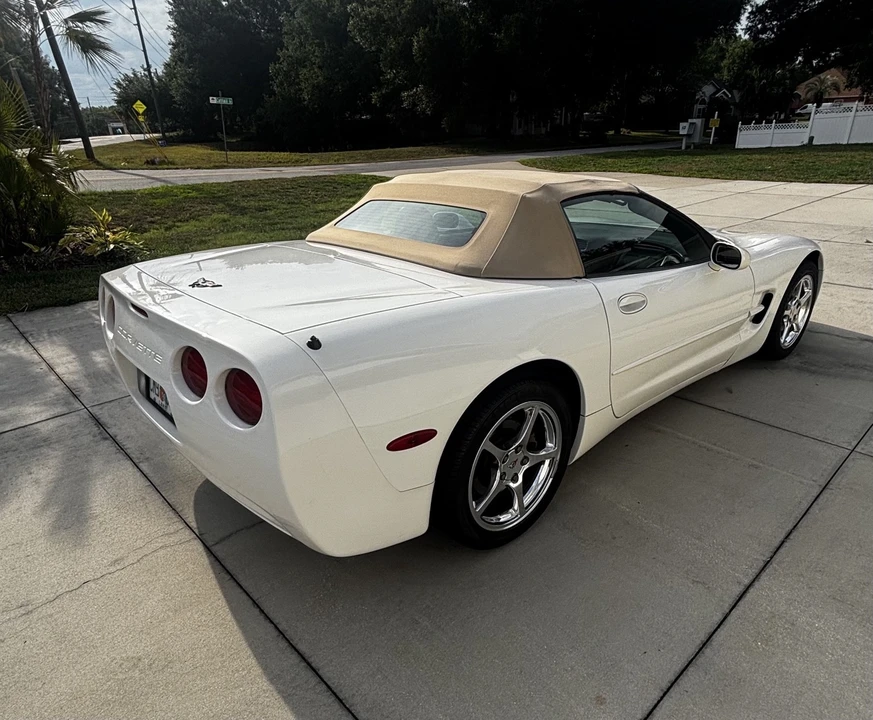 2001 Chevrolet Corvette C5 - Image 11 of 31