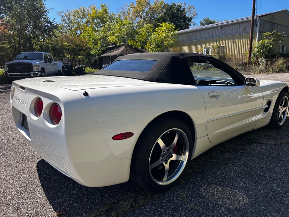 2001 Chevrolet Corvette C5 - Image 28 of 31
