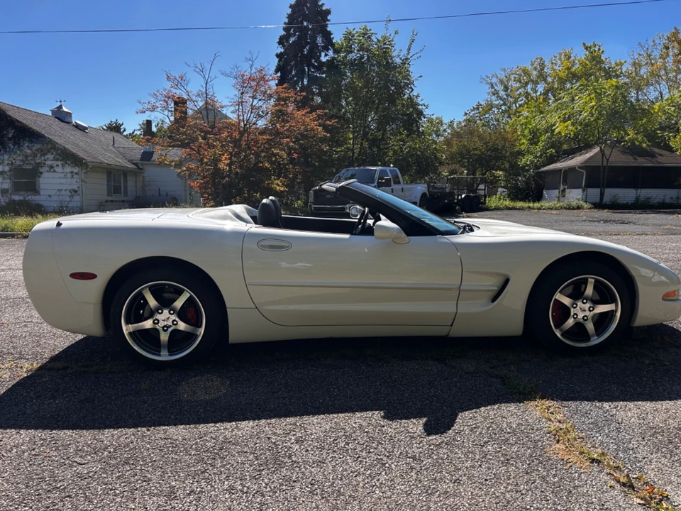 2001 Chevrolet Corvette C5 - Image 5 of 31