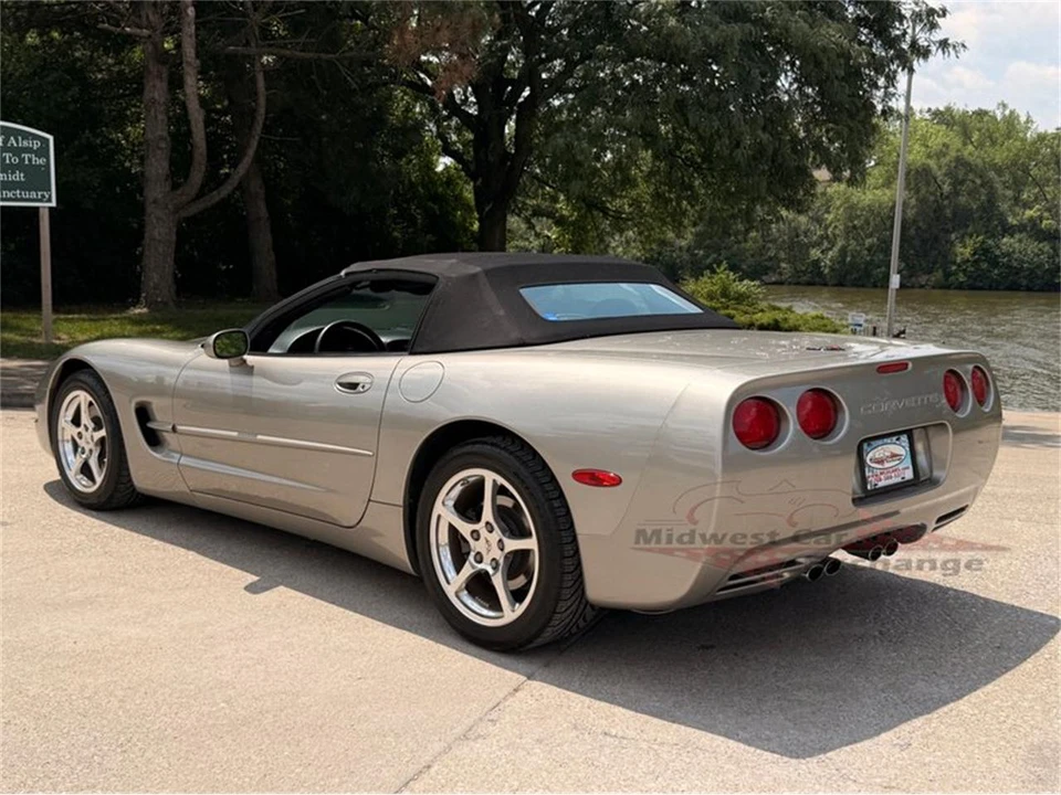 2001 Chevrolet Corvette C5 - Image 12 of 31
