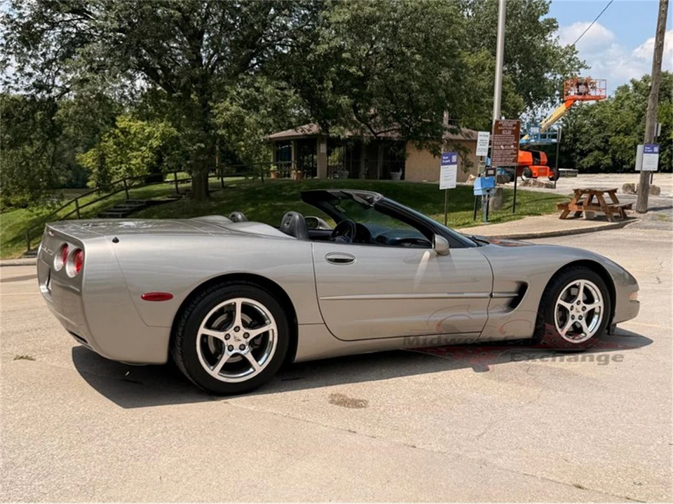 2001 Chevrolet Corvette C5 - Image 17 of 31