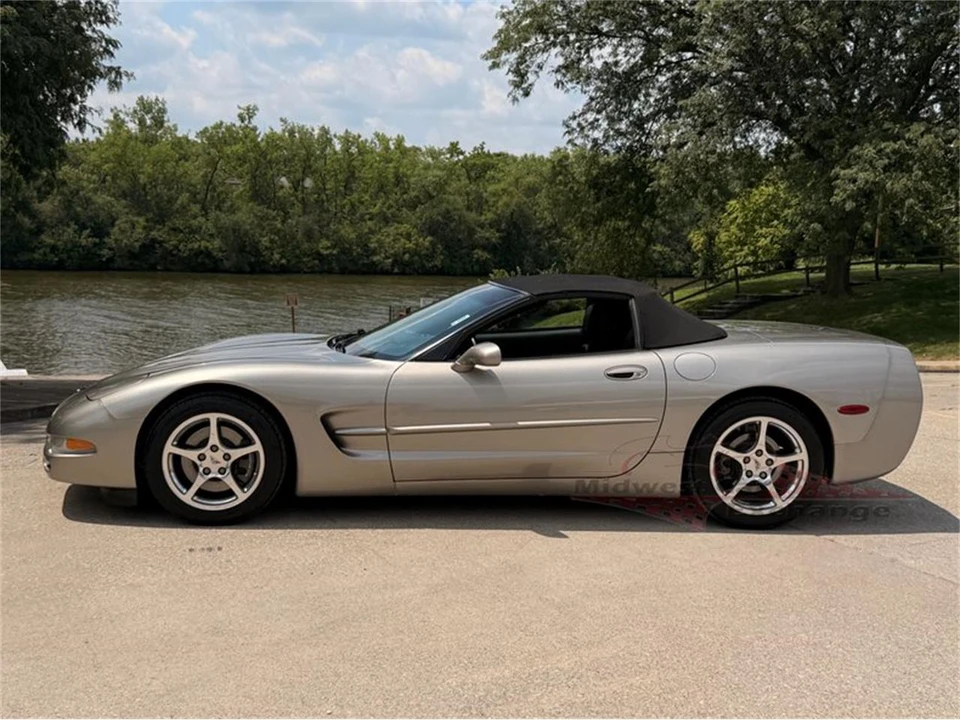 2001 Chevrolet Corvette C5 - Image 8 of 31
