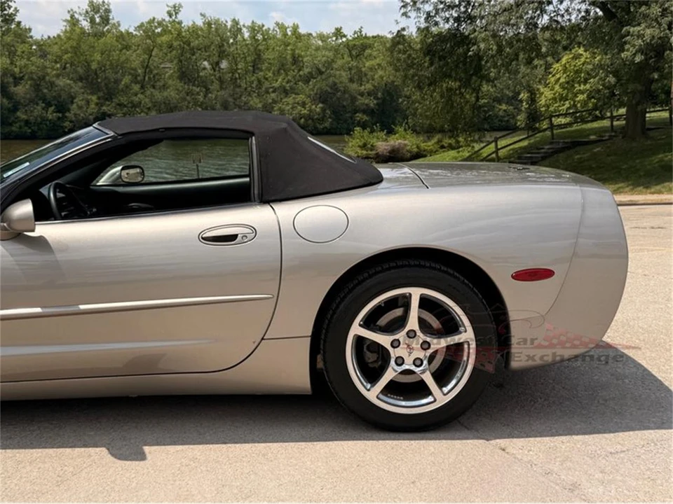 2001 Chevrolet Corvette C5 - Image 10 of 31