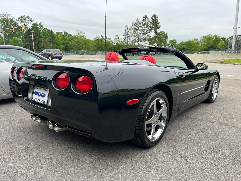 2001 Chevrolet Corvette C5 - Image 11 of 31